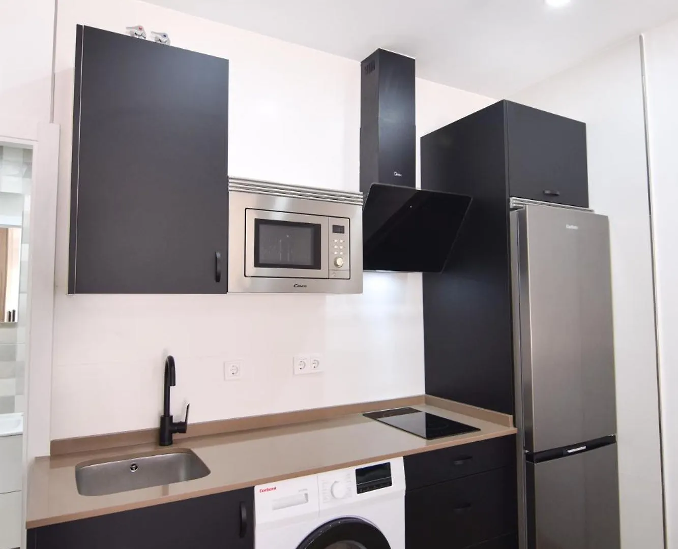 Letplanet Riquelme Apartment Malaga