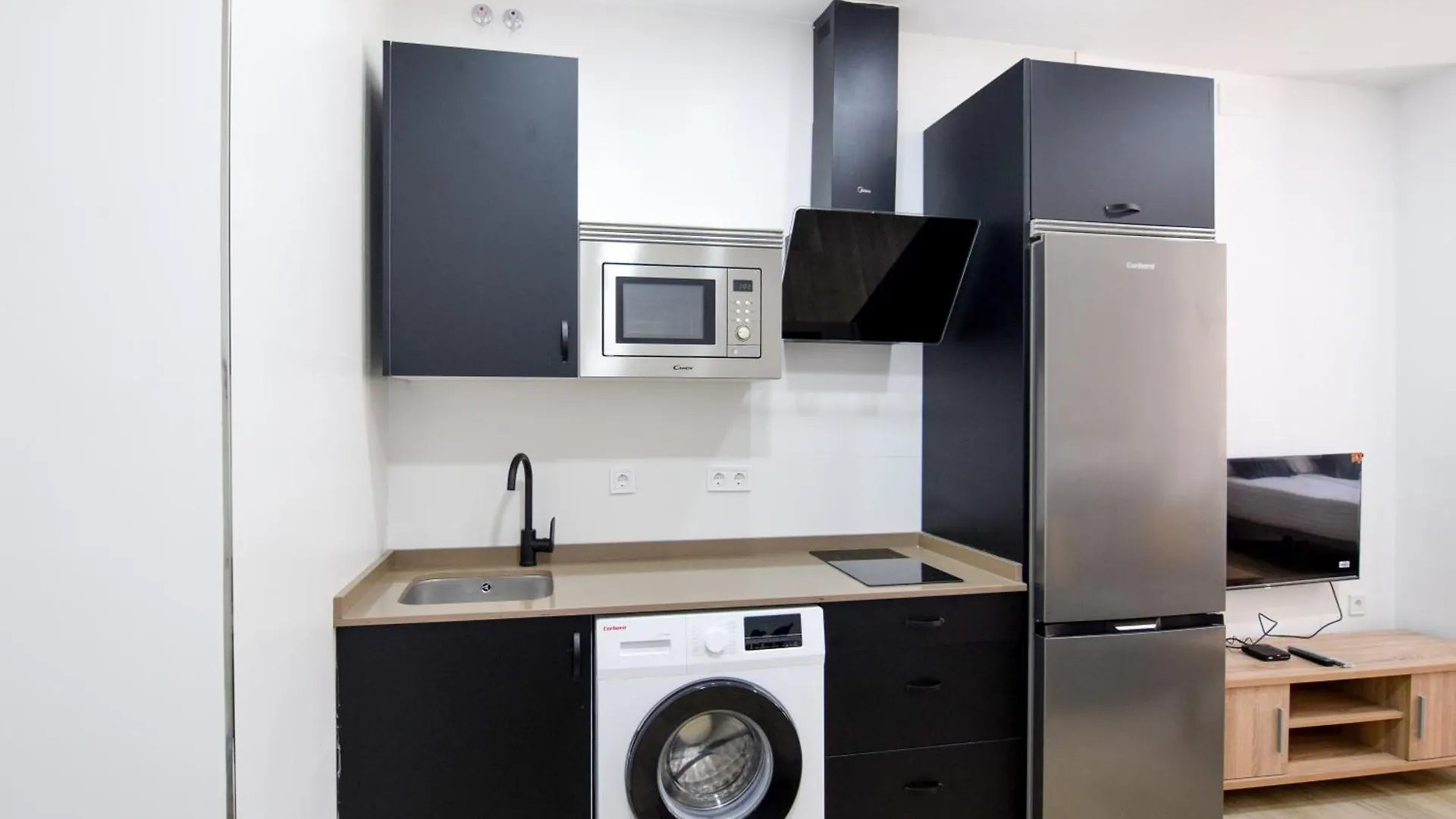 Letplanet Riquelme Apartment Malaga