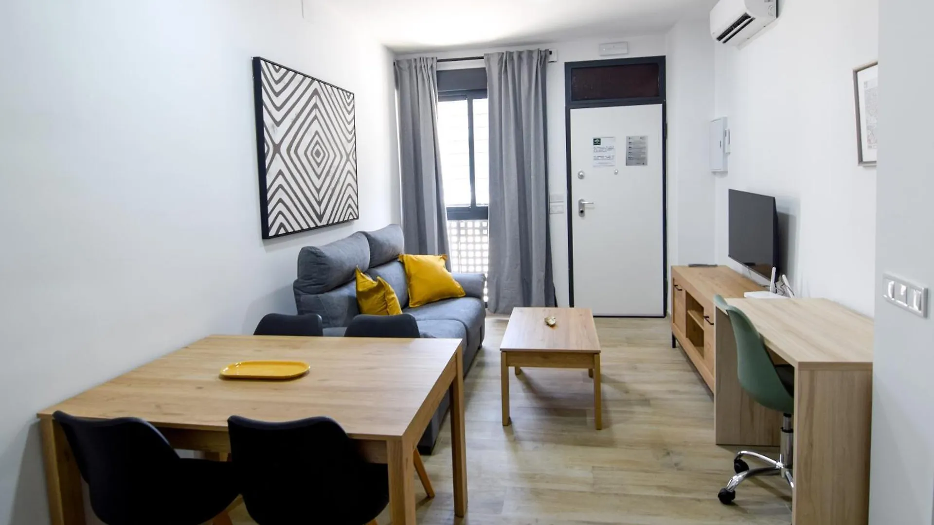 Letplanet Riquelme Apartment Malaga Spain