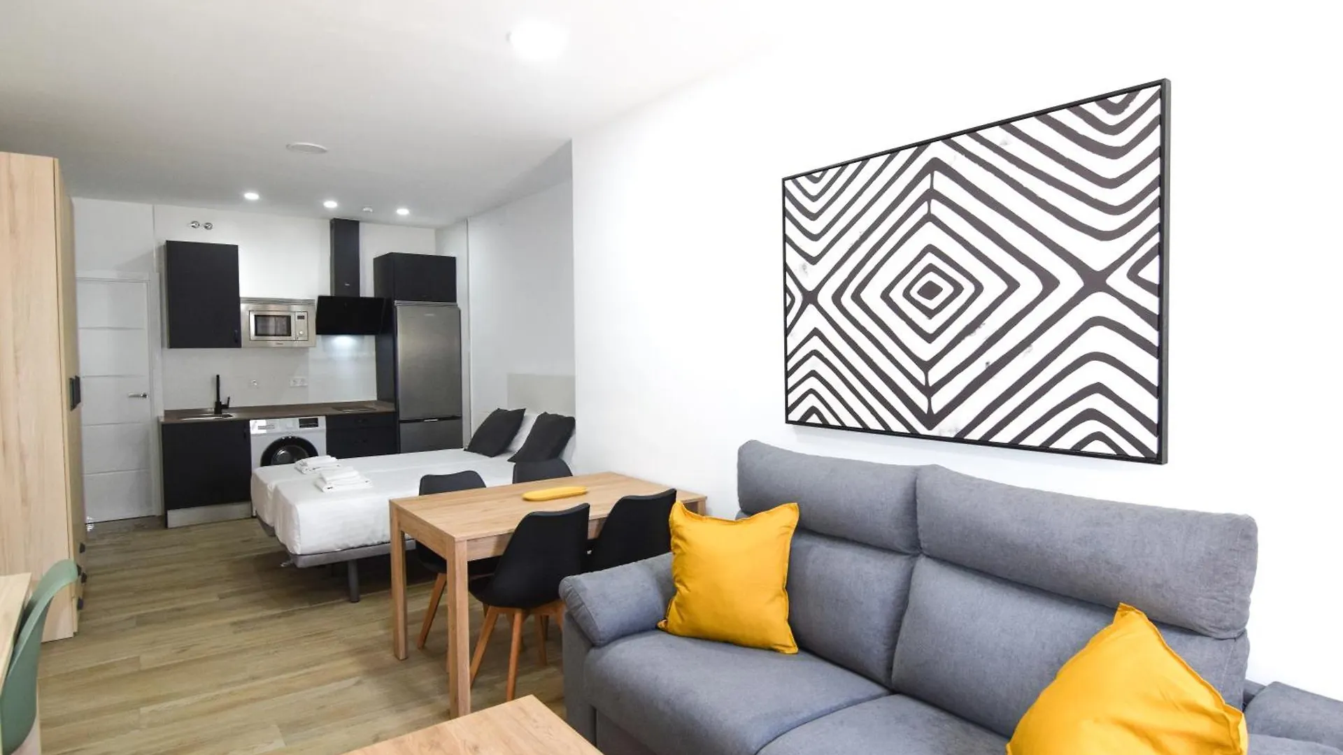Letplanet Riquelme Apartment Malaga 0*,  Spain