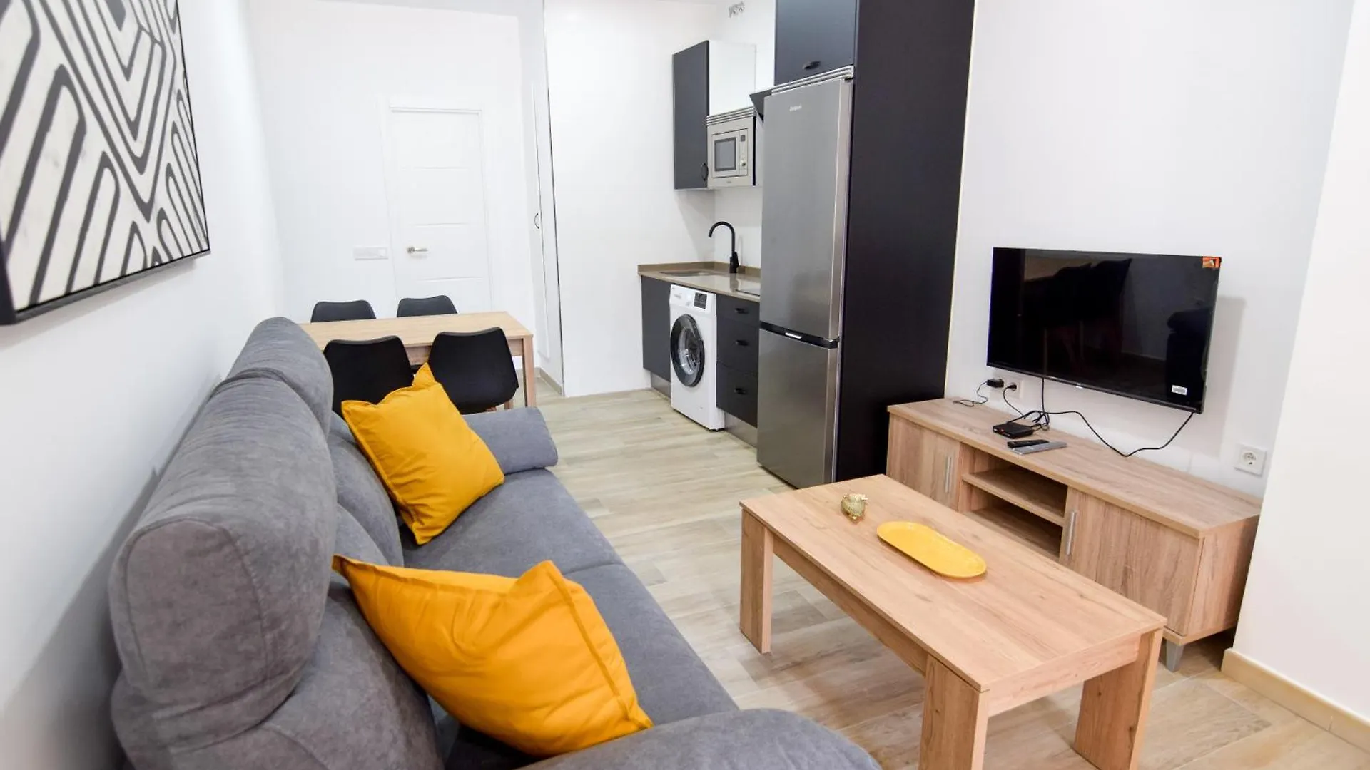 Letplanet Riquelme Apartment Malaga