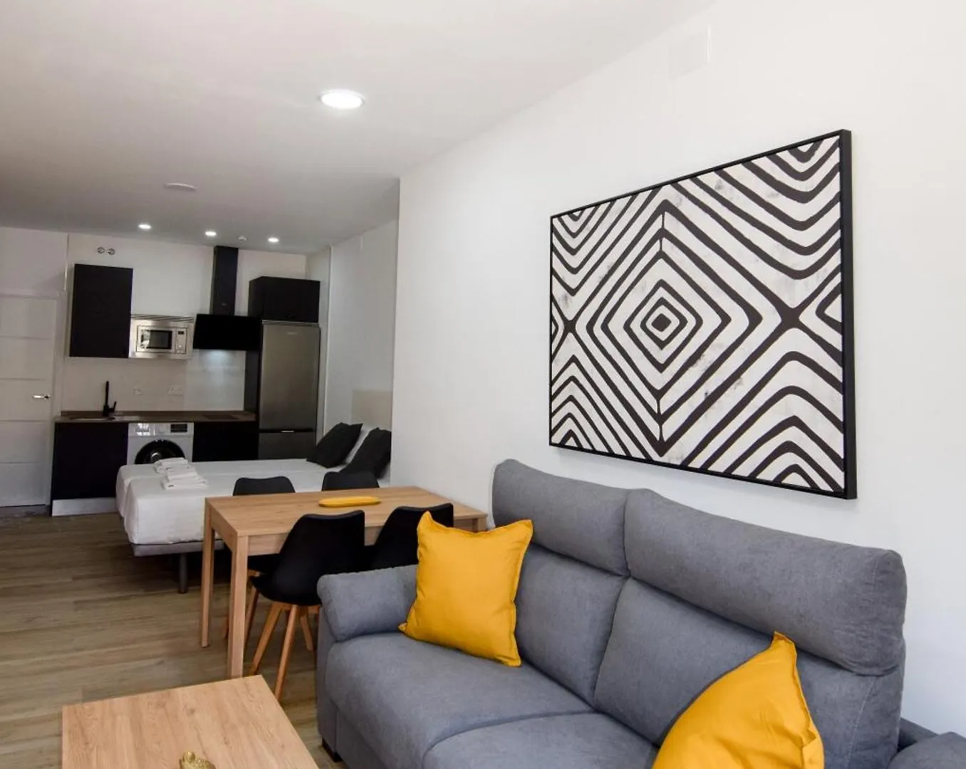Letplanet Riquelme Apartment Malaga
