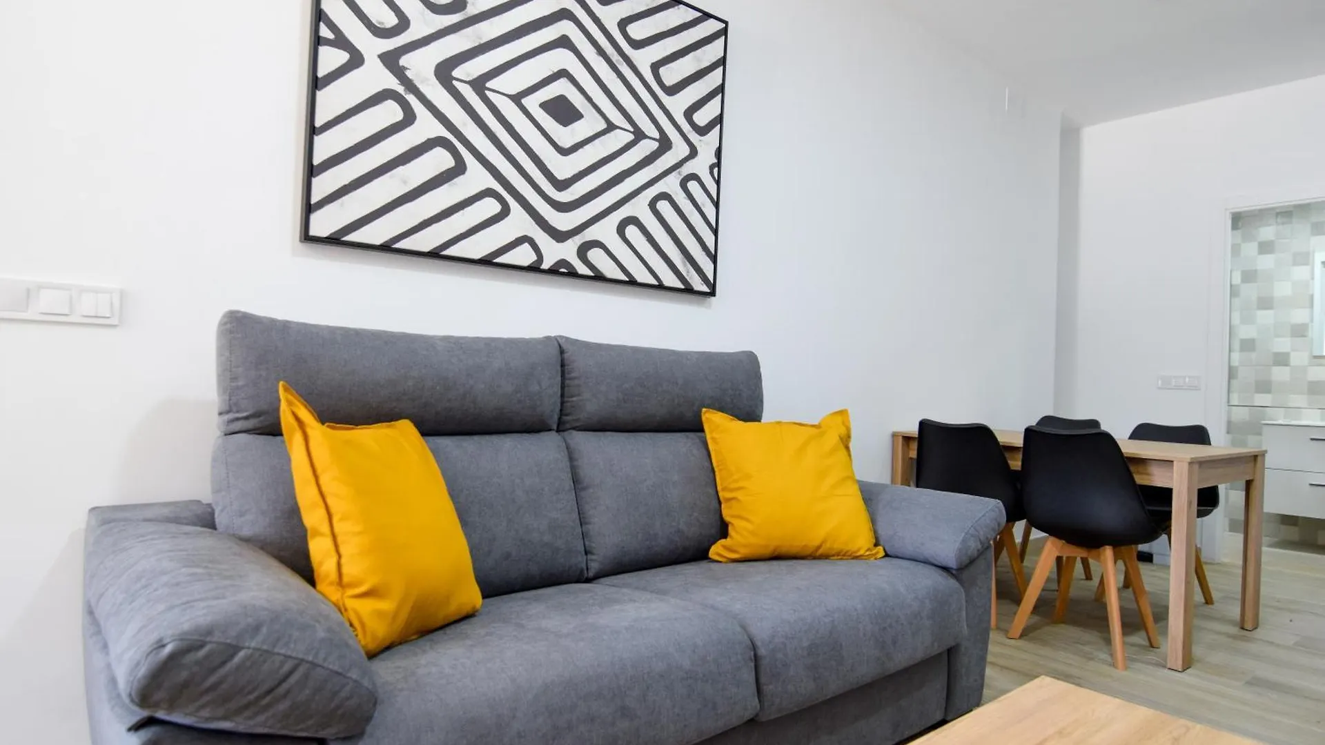 Letplanet Riquelme Apartment Malaga